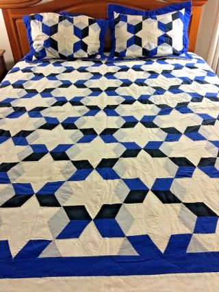 Wow Vintage Hand Crafted & Quilted Tumbling Block Star Quilt & 2 Shams 80x83 "