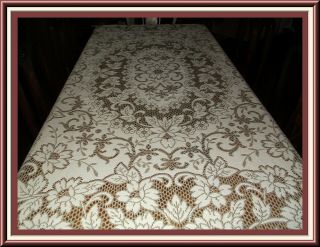 FABULOUS VINTAGE QUAKER LACE TAN & WHITE TABLECLOTH WITH DESIGN 88 BY 64 2