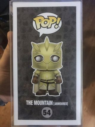 FUNKO POP GAME OF THRONES SDCC ARMORED MOUNTAIN.  45mm Protector IN HAND 54 4