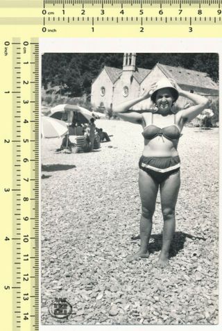 015 Hairy Armpits Bikini Woman W Hat On Beach,  Swimwear Lady Old Photo