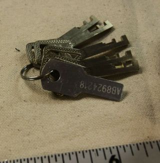 9 x Abloy plug locks w/ 5 keys for T & L locking handles for 1 price 6