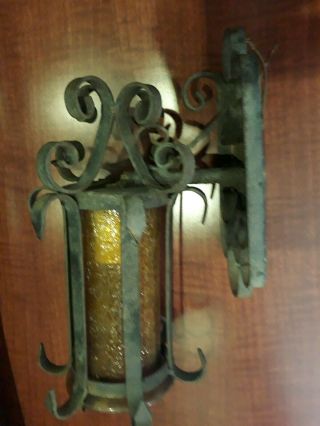 Spanish Revival Gothic Wrought Iron Sconce Wall Light Lamp Yellow Crackle Glass 3