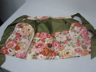 12 Vintage Ladies Kitchen Aprons So Pretty 3 Full Aprons,  Others 1/2