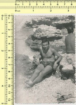Shirtless Man,  Guy Sitting On Beach Gay Int Old Photo Snapshot