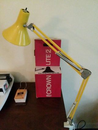 Vintage Luxo Industrial Desk Light Lamp Articulating Swing Arm Yellow Midcentury