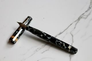 Omas Paragon Wild Celluloid Black/white Fountain Pen - 33/40