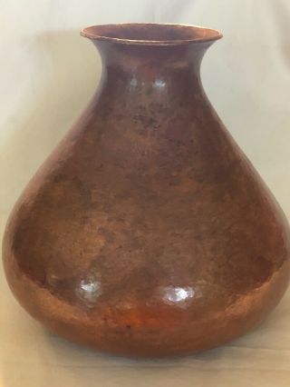 Vintage Mexican Hammered Copper Vase Signed Fam Ziranda 8 1/4”