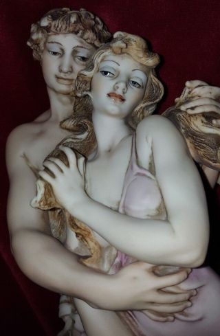 GIUSEPPE ARMANI Florence CAPODIMONTE Figurine Statue 