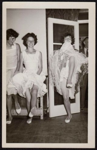 Vintage Photograph Snapshot Sexy Woman Showing Underwears Legs Voyeur