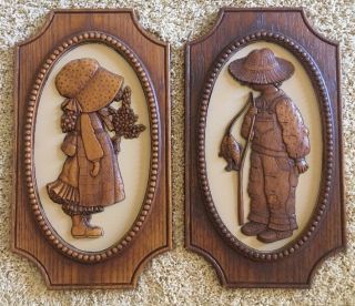 Two Vintage 3d Holly & Robby Hobbie Pictures Plastic Wood Look Frame 1972/1976