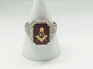Masonic Ring - 10k White Gold Size 9.  25 Square Compass Synthetic Ruby Blue Lodge