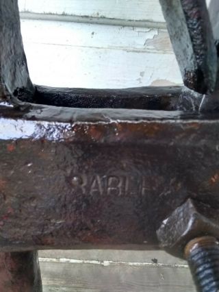 Old SABLE? Blacksmith/Anvil/Forge 55 lb.  Post Leg Vise w/Good 4 3/4 