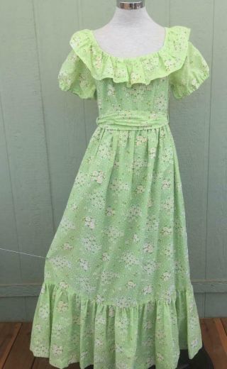 Vintage Flocked Fabric Green Daisy Dress 70 