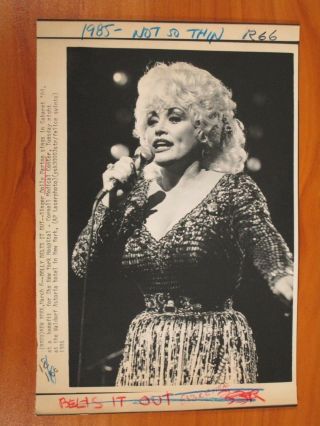 Vtg Wire Ap Press Photo Dolly Parton Cabaret 84 