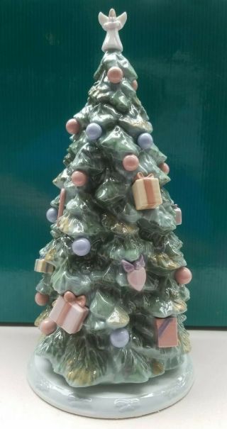 Lladro Porcelain Figurine The Night Before 13 " Christmas Tree Sculpture 6670