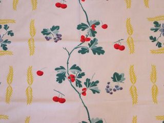 Vintage WILENDUR Tablecloth Repeating Oak Leaves Cherries in Gold Wheat Frames 2