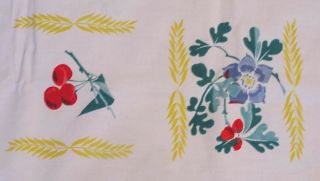 Vintage WILENDUR Tablecloth Repeating Oak Leaves Cherries in Gold Wheat Frames 5