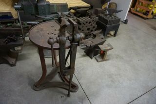 5 " Columbian Blacksmith Post Vise Keyword Anvil Forge Iron Knifemaker
