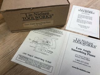 Lie Nielsen No.  164 Low Angle Smooth Plane,  with 3 blades,  box and instructions 8