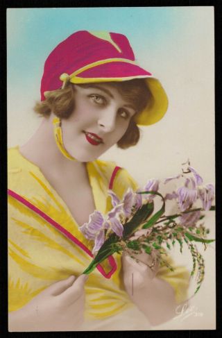 Deco Photo Postcard 1920s Lady Girl Hat Pink Lips Beauty Flapper Flower