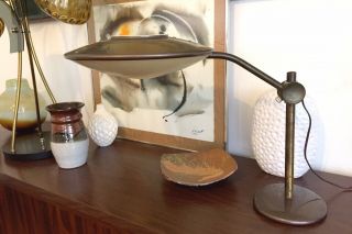 Vintage Dazor Mcm Mid Century Modern,  Atomic Era Flying Saucer Desk Table Lamp