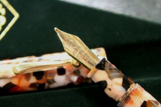 Conway Stewart Razorshell Swisher Exclusive Limited Edition Fountain 18k 007/100 8