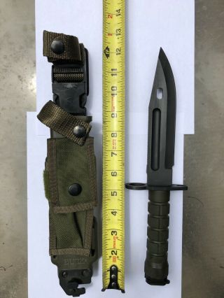 Buck M9 Bayonet Model 188,  Green Grip/scabbard - Black Oxide Blade