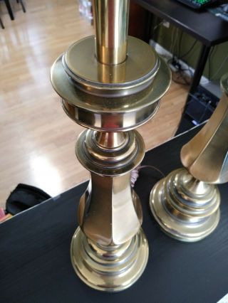 Vintage Stiffel Brass Trophy Urn Table Lamps Hollywood Regency Mid Century 3 - Way 6