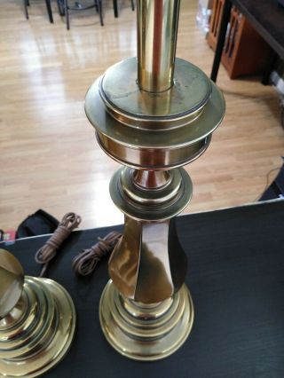 Vintage Stiffel Brass Trophy Urn Table Lamps Hollywood Regency Mid Century 3 - Way 7