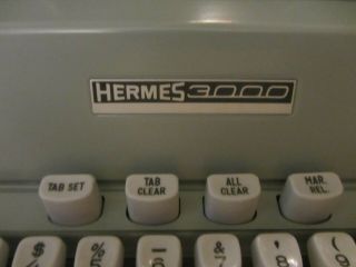 Vintage 1970 Hermes 3000 Seafoam Portable Typewriter w/ Case PICA Typeface 3