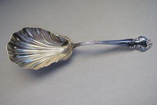 Vintage La Comtesse Reed & Barton Sterling Silver Berry Spoon 1897