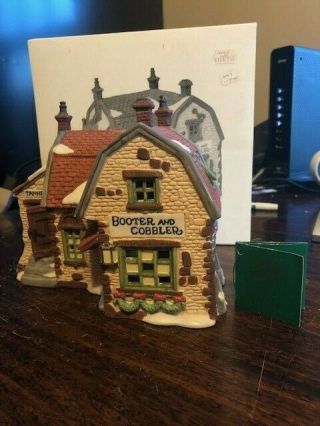 Dept 56 Dickens Village Booter And Cobbler Retired 59242 5924 - 2