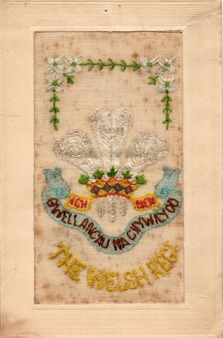 Welsh Regiment: Military Badge: Ww1 Embroidered Silk Postcard