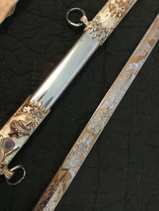 UNIQUE Vintage MASONIC LODGE SWORD Lily Arms Chicago ROCOCO ART Case Skull Bones 9
