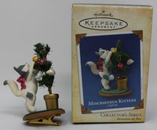 2004 Hallmark Keepsake Ornament Mischievous Kittens Clip On 6th In Series