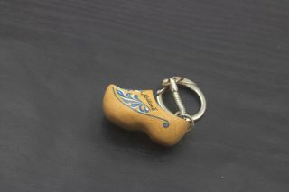 Holland Dutch Wooden Shoe Clog Painted Souvenir Keychain Key Ring Natural E42