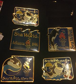 1996 Atlanta Georgia Olympic Sea World Sponsor,  Mascot Izzy,  5 Pins Set