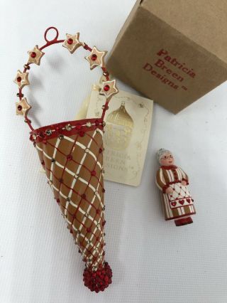 Patricia Breen Gingerbread Cornucopia With Mrs Santa Claus Miniature Sculpture