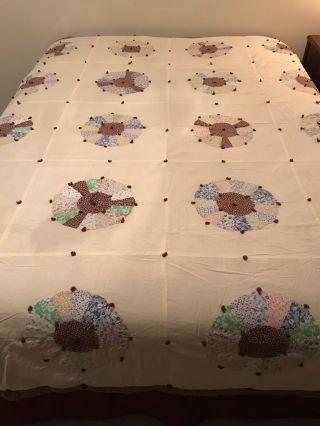Vintage Handmade Hand Sewn Quilted Shabby Dresdin Plate Quilt Soft