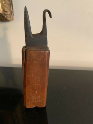 Rare Early 17th Century Race Knife