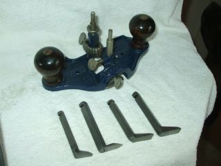 RECORD No 071 HAND ROUTER PLANE WITH FENCE & 4 CUTTERS IN 3