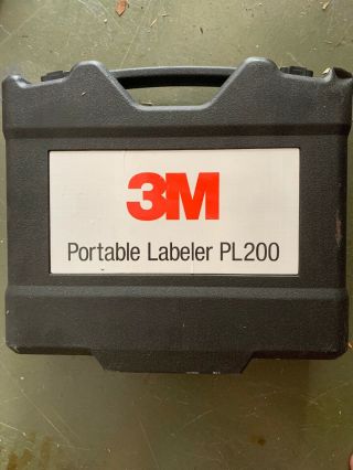 3M Portable Labeler PL200 Label Maker in Case with Charger - 2