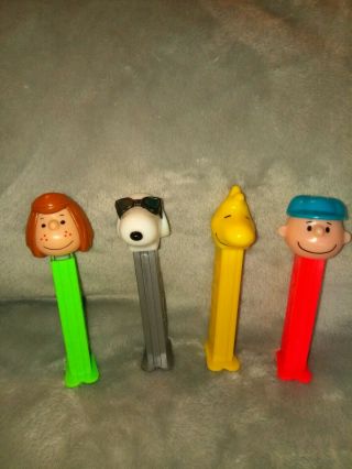 4 Pez Charlie Brown Peanuts Cool Snoopy Peppermint Patty Woodstock Dispenser