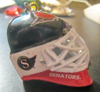 Ottawa Senators Nhl Ice Hockey Mini Goalie Mask Keychain Old