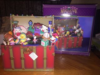 Ultra Rare Enesco Christmas Toy Chest Multi - Action " Toy Land " Music Box