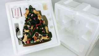 Danbury Pug Dog Christmas Tree Lighted Figurine w/ Box - Retired 2
