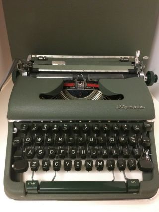 Olympia Sm4 Signature " S " Green Portable Typewriter