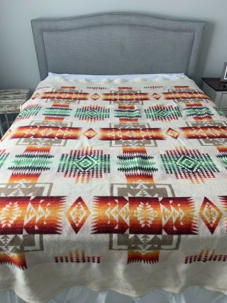 Pendleton Woolen Mills Beaver State Large Wool Blanket 70”x 80” Aztec Design