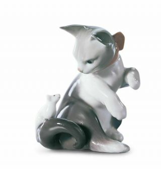 Lladro Cat And Mouse Figurine