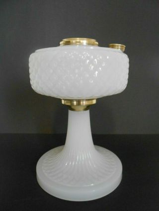 Aladdin 1937 Diamond Quilt Model B - 85 White Moonstone Kerosene Oil Lamp